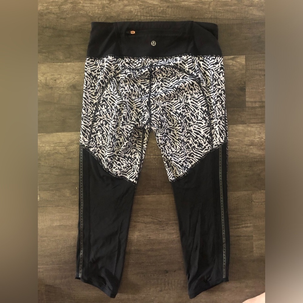 Lululemon Pace Pusher Cropped Legging Size 6